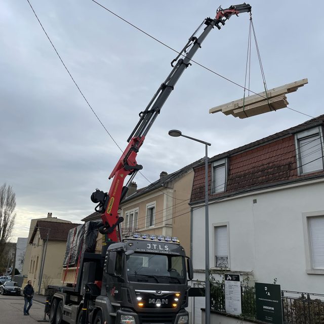 Livraison charpente nancy pose