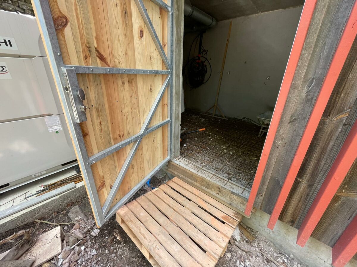 Photo 2025 04 29 15 47 49 (3)